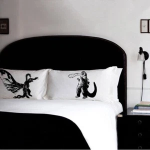 Godzilla vs Ghidorah Gedora Pillow Case Set TC 220 Cotton Pillow Covers - Picture 1 of 3