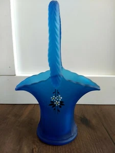 Blue Glass Basket Fenton? Westmoreland? Vintage Painted Flowers Daisy Beautiful - Picture 1 of 10