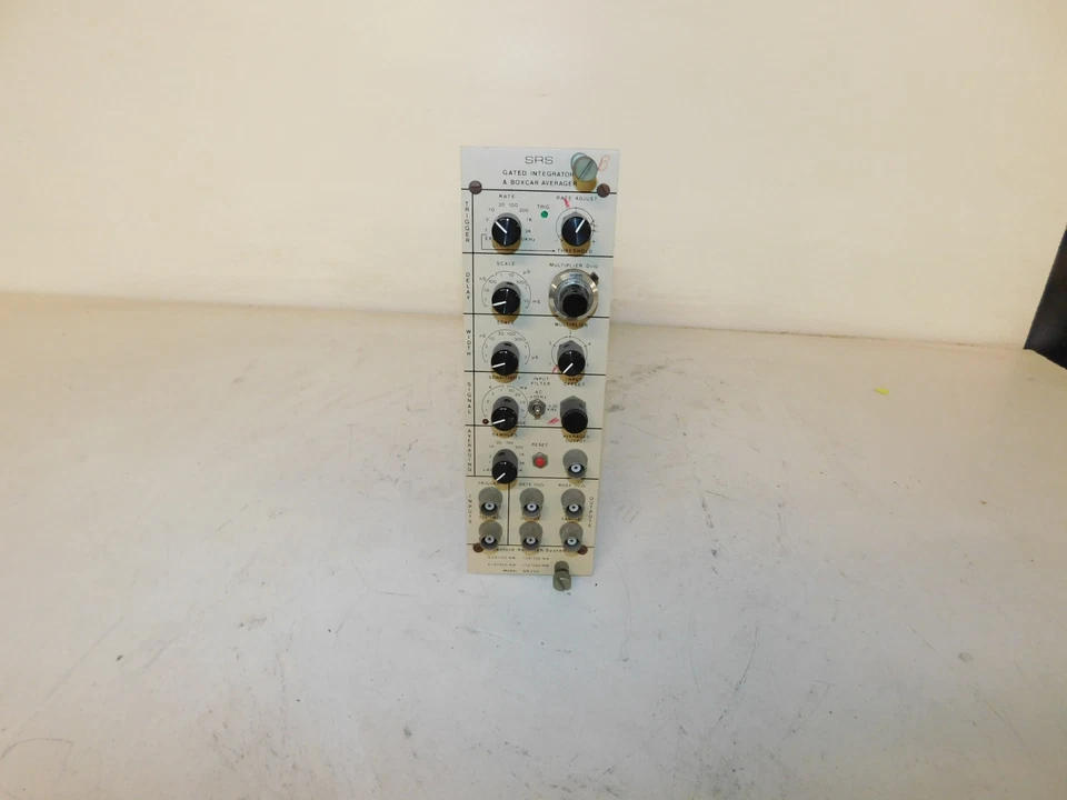 STANFORD RESEARCH MODEL SR250 GATED INTEGRATOR & BOXCAR AVERAGER (JCC62) - Bild 1 von 4