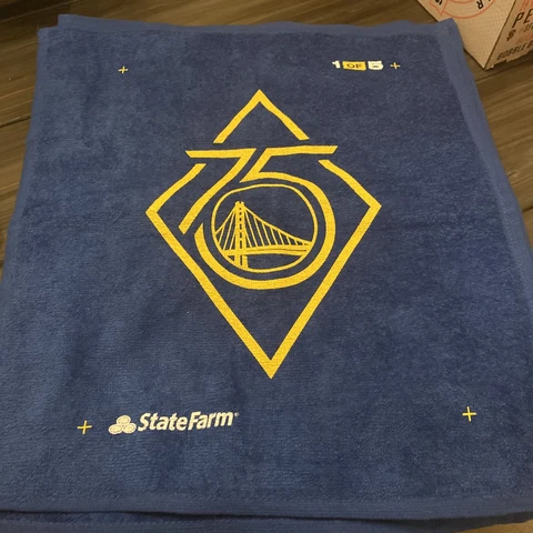 Warriors Splash Towels 1 of 5 Cover