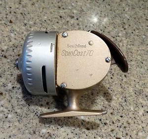 Carrete de pesca vintage SouthBend SpinCast 70 coleccionable - Imagen 1 de 8