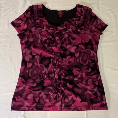 Top con volantes elásticos manga corta arándano rosa colección L 212 Foto 1 de 4