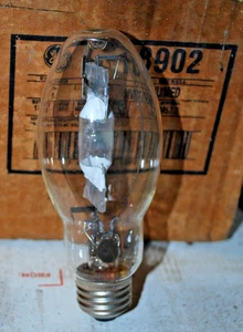 GE 18902 MVR175/U/MED 175W BD-17 E26 Medium Screw Base Multi-Vapor Light Bulb - Picture 1 of 5