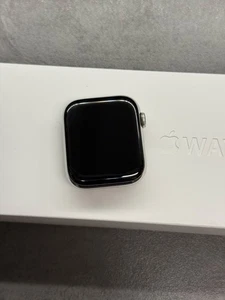 Apple Watch Series 6 44mm Edelstahlgehäuse Silber LTE mit Armband - Bild 1 von 8