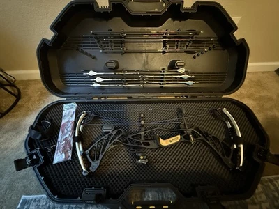 Hoyt Pro Defiant Archery Sight Right Hand - Image 1 of 4