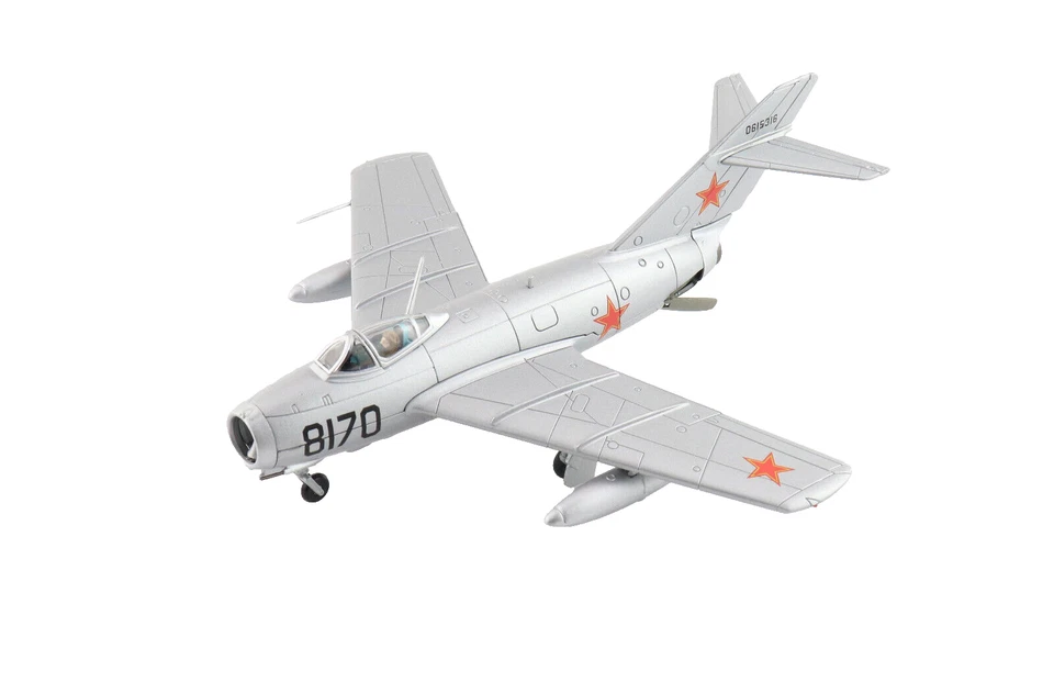 Hobby Master HA2420 MiG-15 Fagot Fuerza Aérea Soviética, Negro 8170, URSS 1950s 1:72 Foto 1 de 1