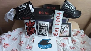 Adidas Adilette x Korn 30 Aniversario Deslizadores Negro Reino Unido 9 | EE. UU. 9 | UE 43 NUEVO CON ETIQUETAS - Imagen 1 de 11