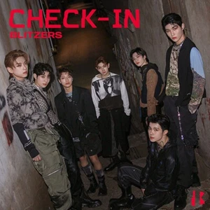 BLITZERS 1st EP Album CHECK-IN] CD+96p Book+4p Card+Diary Index+Planner+Sticker - Imagen 1 de 12