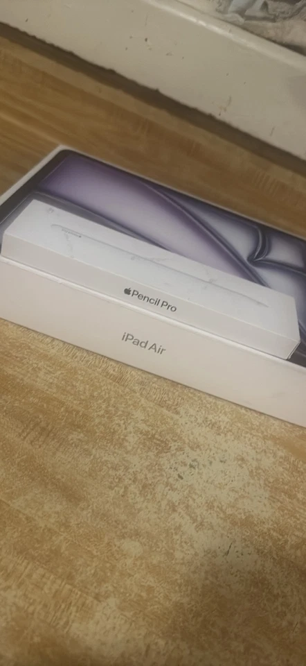 Apple iPad Air 13 pulgadas A3269 128 GB, Wi-Fi + 5G, 13 pulgadas - Starlight Foto 1 de 1