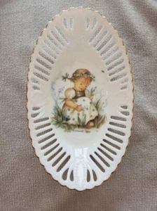 Vintage Netz MJ Hummel 'Lilly of the Valley' Bonboniere - Bild 1 von 4