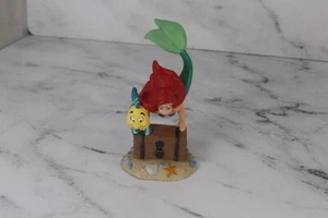 Little Mermaid ARIEL FLOUNDER w Treasure Chest PVC Figure 4", The Disney Store - Picture 1 of 3