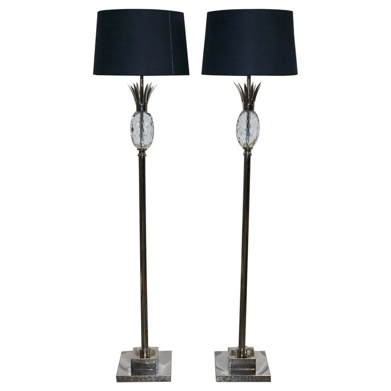 PAR DE PRECIOSAS LÁMPARAS DE PIE CON DISEÑO PIÑA ACERO INOXIDABLE PANTALLA NEGRA Foto 1 de 4