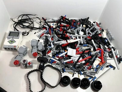Lego Mindstorms EV3 31313 Technic Build robots Educational, Lot A - Image 1 of 4