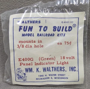 NEW Walthers O/HO Scale Green 18v Panel Light Bulb E400 G 3/8" mounting hole 18V - Picture 1 of 2