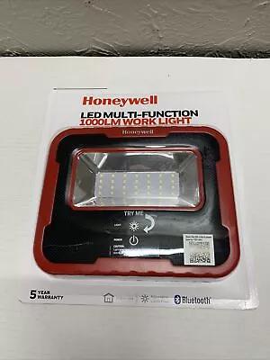 Honeywell LED1000 Lumen Multi-Function Bluetooth speaker work light rechargeable - Image 1 of 2