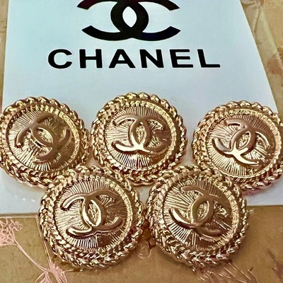Gold Set of 5 Buttons Stamped Ø 20 mm Chanel Replacement Buttons Buttons CC - Image 1 of 4