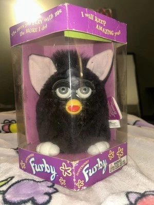 NEW VTG FURBY 1998 70-800 ORIGINAL BLACK/WHITE/PINK/BLUEGREY W TAG / DAMAGED BOX - Image 1 of 4
