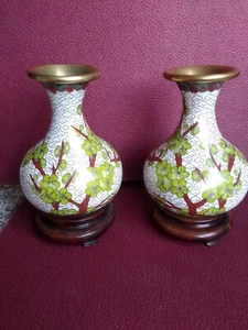 coppia vasi Cloisonne' bianco - Foto 1 di 2