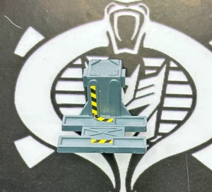 Micro Machines Travel City Marina Elevator Lift Accessory Part 1987 Galoob - Picture 1 of 2