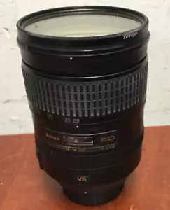 Nikon AF-S Nikkor 28-300mm f/3.5-5.6G ED VR Lens - Picture 1 of 3