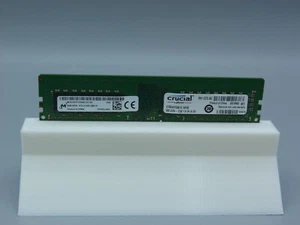 8GB Crucial by Micron CT8G4DFD8213.16FA2 2133MHz DDR4 PC4-17000U PC RAM - Bild 1 von 2
