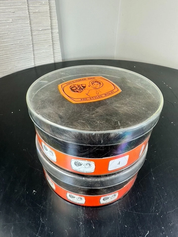 LOTE DE 2 PELUCAS DE COLECCIÓN Mid Century para mujeres 100 % cabello humano peluca retro belleza utilería de película Foto 1 de 4