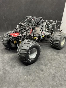 **RARE BIGFOOT MONSTER TRUCK By FRANKLIN MINT 1:24 **No Body **check Photos - Picture 1 of 24