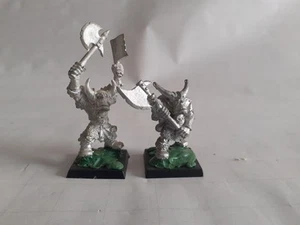 Warhammer Orcos y Duendes 2 Black Orc Metal oop raro - Imagen 1 de 4