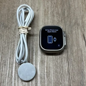 Unlocked Apple Watch Ultra 49MM Natural Titanium A2622 - Zdjęcie 1 z 10