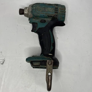 Makita 18V XDT11 Inalámbrico 1/4" Impacto, Destornillador, HERRAMIENTA 18 Voltios SOLO SIN Batería - Imagen 1 de 2