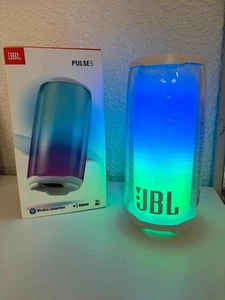 Cassa JBL Pulse 5 BIANCA ORIGINALE - NUOVA ANCORA IMBALLATA - Foto 1 di 5