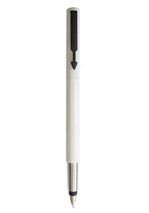 Parker Vector Fountain Pen Sport White & Black Medium Pt New Made In Uk - Picture 1 of 2