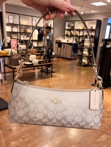 Borsa a tracolla Coach CX580 Charlotte nuova con etichetta in tela firmata oro champagne