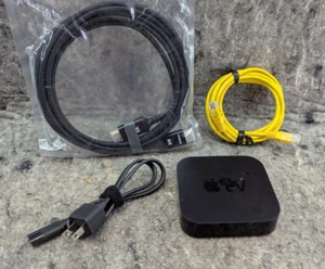 🔥Works🔥 Apple TV 3rd Generation Media Streamer A1427  Bundle - Picture 1 of 14