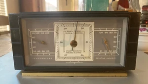 1950s Vintage AIRGUIDE Desktop Temp, Humidity & Barometer Weather Station - Picture 1 of 4