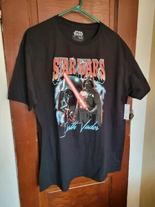 NUEVO CON ETIQUETAS Camiseta Star Wars Para Hombre XL Negra Darth Vader Manga Corta Cuello Redondo - Imagen 1 de 4