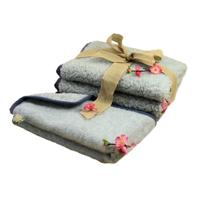 Sheep Dreams Schafwolldecke 100% Merino Schurwolle (Hellgrau, 100cm x 200cm)   - Bild 1 von 4