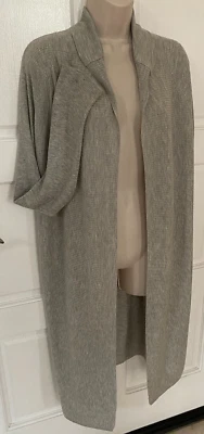 Women's Gray SPLENDID  Open Front Long Raglan Sleeve Sweater Cardigan , Size L. - Image 1 of 4