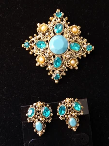 Lovely Faux Pearl Turquoise Rhinestone Gold tone Earrings & Pin Brooch SET - Picture 1 of 7