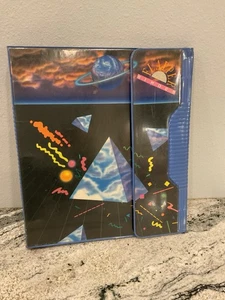 Vintage 80s Flapper Binder Planet Pyramid Graphics Mead 3 Ring 1989 - Picture 1 of 7