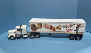 VTG COLLECTIBLE 1995 DUNKIN DONUTS TRACTOR & TRAILER - Picture 1 of 6