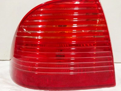 Luz trasera exterior izquierda Saab 9-5 2006 a 2009 sedán 12755795 12777458 Foto 1 de 4