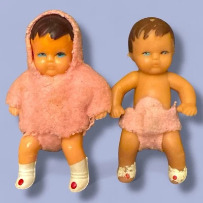 Muñecas bebé Shackman vintage niño y niña HONG KONG casa de muñecas miniatura 2,75 pulgadas Foto 1 de 3