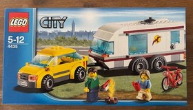 LEGO City 4435 CAR AND CARAVAN - BRAND NEW IN BOX - RETIRED - Vehicle+2 Minifigs