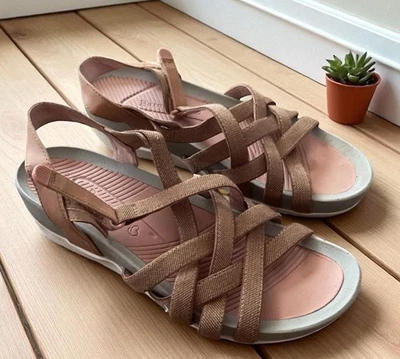 Rare Womens Baretraps Alaya Rebound Technology Sandals Size 8.5 M Slingback - Image 1 of 4