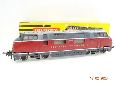 Trix Express H0 260 Diesellok V 200 035 der DB in OVP LE8661 - Bild 1 von 4