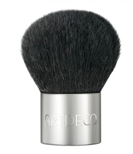 artdeco beauty blusher brush - Foto 1 di 1