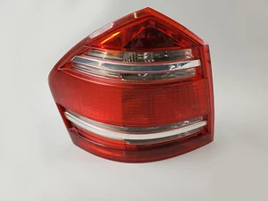 2007 - 2009 Mercedes Benz Gl Class X164 Taillight Brake Stop Tail Lamp Left Oem - Picture 1 of 8