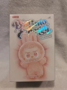 USA NEU Authentisch Popmart Labubu Monster Big Into Energy Vinyl VERSIEGELT Blindbox - Bild 1 von 6