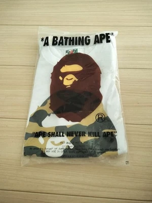 A Bathing Ape Camouflage T-Shirt L White Near Mint Unisex Streetwear - Image 1 of 4
